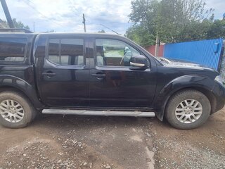 2011 Nissan Navara (Frontier) III (D40) Рестайлинг, чёрный, 1350000 рублей, вид 3