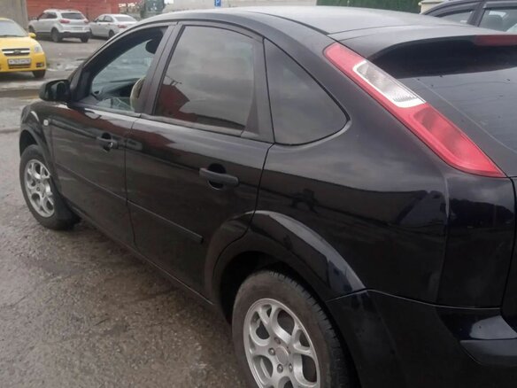 2005 Ford Focus II, чёрный, 310000 рублей - вид 4