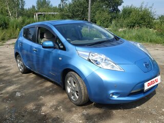 2013 Nissan Leaf (EM57) I (ZE0/AZE0), голубой, 720000 рублей, вид 3