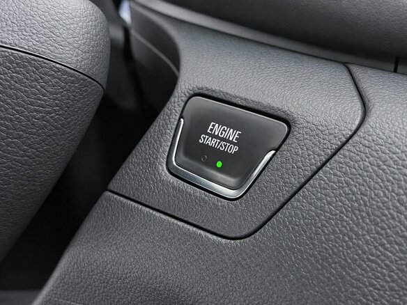 2020 Chevrolet Orlando II, белый, 1649000 рублей - вид 13