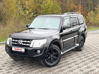 2013 Mitsubishi Pajero IV Рестайлинг 1, чёрный, 2500000 рублей, вид 1