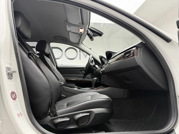 2011 BMW 3 серии 320i V (E90/E91/E92/E93) Рестайлинг, белый, 1224000 рублей - вид 15