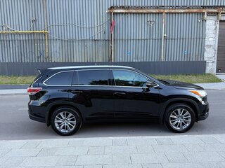 2014 Toyota Highlander III (XU50), чёрный, 2470000 рублей, вид 4