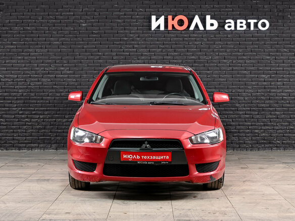 2010 Mitsubishi Lancer X, красный, 800000 рублей - вид 2