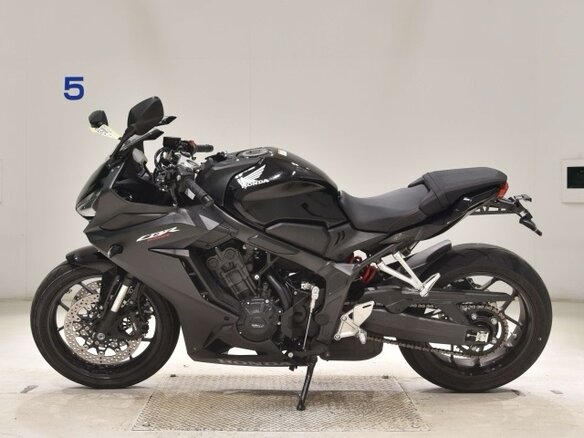 2023 Honda CBR 650R, чёрный, 797000 рублей - вид 1