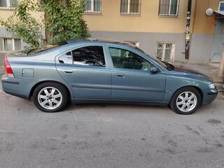 2003 Volvo S60 I, серый, 575000 рублей, вид 4