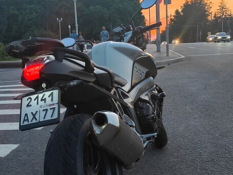 2011 BMW K 1300 R, серебристый, 1000000 рублей, вид 3