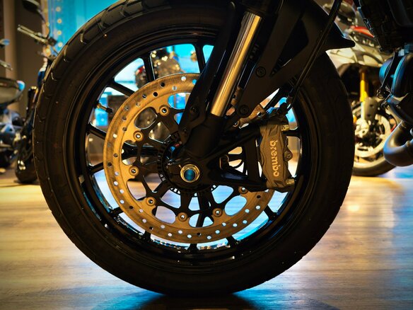2025 Ducati Scrambler 800, чёрный, 1099000 рублей - вид 12