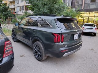2022 Kia Sorento IV, зелёный, 3500000 рублей, вид 4