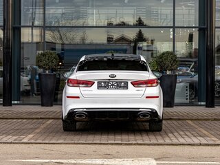 2018 Kia Optima IV Рестайлинг, белый, 1655000 рублей, вид 5