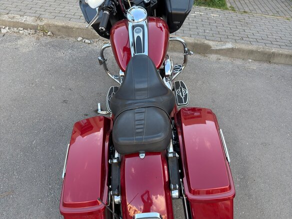 2008 Harley-Davidson Road Glide, красный, 850000 рублей - вид 3