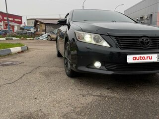 2013 Toyota Camry VII (XV50), чёрный, 1450000 рублей, вид 2