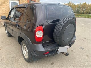 2012 Chevrolet Niva I Рестайлинг, коричневый, 399000 рублей, вид 4
