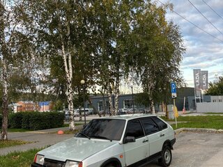 2002 Lada (ВАЗ) 2109 21093i, серебристый, 45000 рублей, вид 1