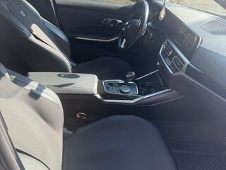 2019 BMW 3 серии 330i xDrive VII (G2x), серый, 2000000 рублей, вид 4