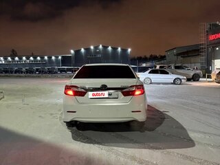 2013 Toyota Camry VII (XV50), белый, 1300000 рублей, вид 5