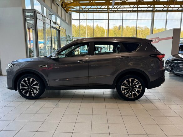 2026 Jetour X70+ I Рестайлинг, серый, 3399000 рублей - вид 3