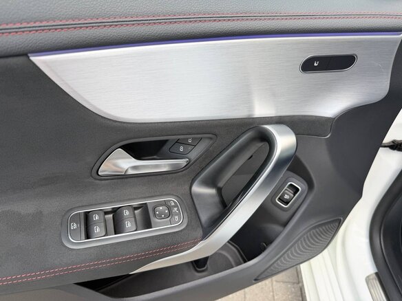 2021 Mercedes-Benz CLA 200 II (C118, X118), белый, 2070000 рублей - вид 13