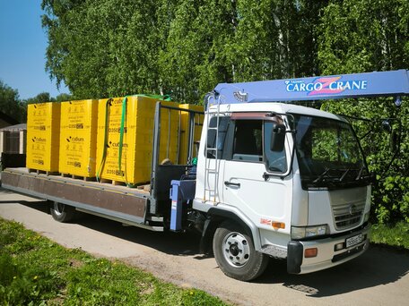 2004 Nissan Diesel Condor, белый, 5049000 рублей, вид 2