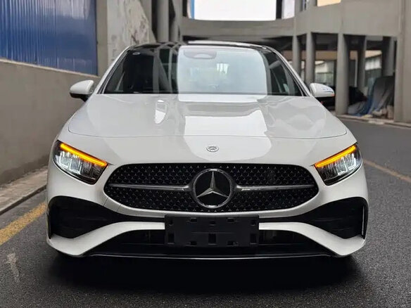 2023 Mercedes-Benz A-Класс 180 Long IV (W177) Рестайлинг, белый, 2550000 рублей - вид 1