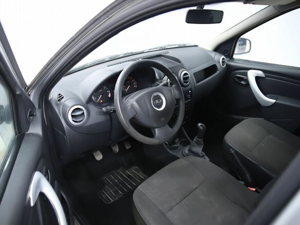 2013 Lada (ВАЗ) Largus I, серебристый, 390000 рублей - вид 9