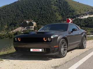 2018 Dodge Challenger III Рестайлинг 2, серый, 2200000 рублей, вид 1