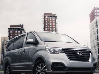 2020 Hyundai Grand Starex I Рестайлинг 2, серый, 3500000 рублей, вид 3