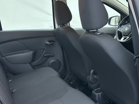 2019 Renault Logan II Рестайлинг, белый, 1180000 рублей - вид 12