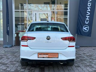2021 Volkswagen Polo VI, белый, 999000 рублей, вид 4