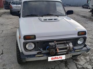 2004 Lada (ВАЗ) 2121 (4x4) I Рестайлинг, белый, 310000 рублей, вид 2
