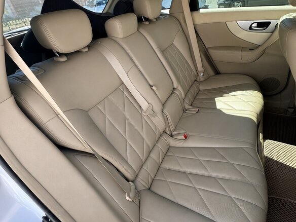2012 Infiniti FX37 II (S51) Рестайлинг, белый, 2650000 рублей - вид 26