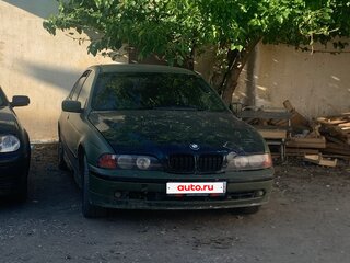 2001 BMW 5 серии 520i IV (E39) Рестайлинг, зелёный, 350000 рублей, вид 3