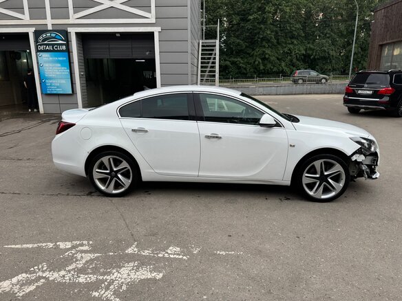 2014 Opel Insignia I Рестайлинг, белый, 1600000 рублей - вид 9