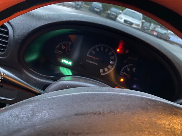 2005 Dodge Caravan 4-speed IV, серый, 300000 рублей - вид 9