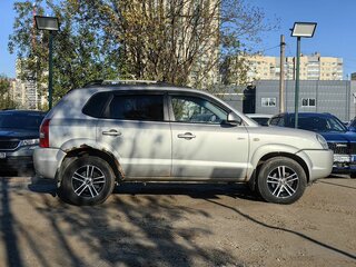 2004 Hyundai Tucson I, серебристый, 579000 рублей, вид 4