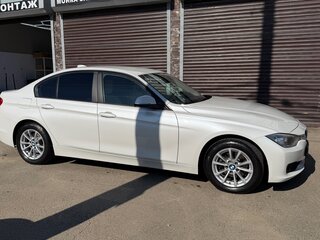 2015 BMW 3 серии 320i VI (F3x), белый, 2000000 рублей, вид 3