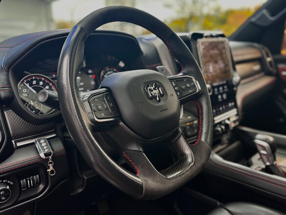 2021 Ram 1500 Crew Cab TRX V, чёрный - вид 15