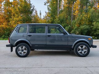 2017 Lada (ВАЗ) 2131 (4x4) I, серебристый, 600000 рублей, вид 3