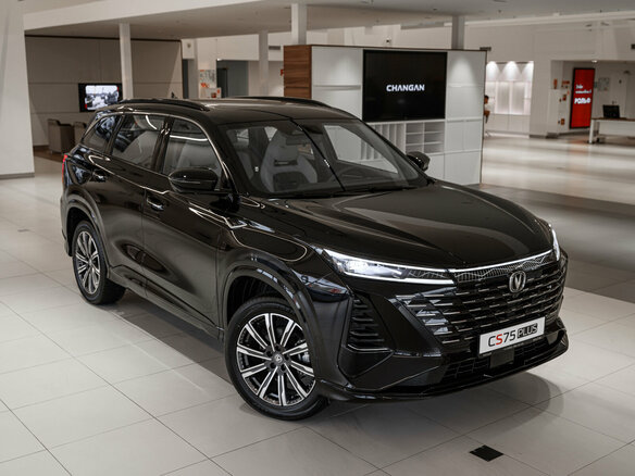 2024 Changan CS75 Plus III, чёрный, 2900000 рублей - вид 1