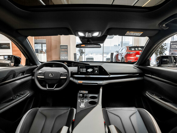 2024 Changan UNI-V I, серый, 2600000 рублей - вид 19