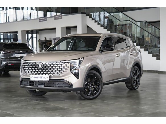 2026 Changan UNI-S I Рестайлинг, золотистый