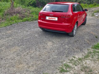 2011 Audi A3 II (8P) Рестайлинг 2, красный, 725000 рублей, вид 4