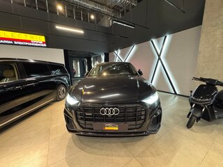 2019 Audi Q8 55 TFSI I (4M), чёрный, 5900000 рублей, вид 1