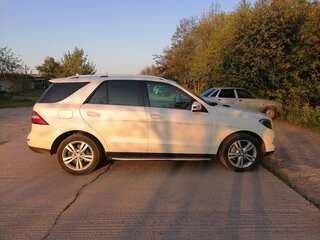 2013 Mercedes-Benz M-Класс 350 III (W166), белый, 2550000 рублей, вид 4