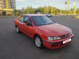 1998 Nissan Primera II (P11), красный, 195000 рублей, вид 2