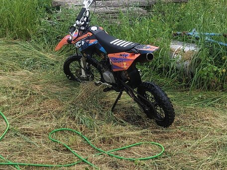 2023 YCF Bigy 150MX, оранжевый, 85000 рублей, вид 3