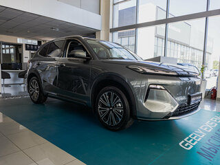 2026 Geely EX5 Гибрид EM-R, серый, 3829990 рублей, вид 5