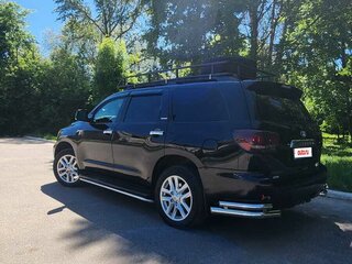 2011 Toyota Sequoia II, чёрный, 2550000 рублей, вид 2