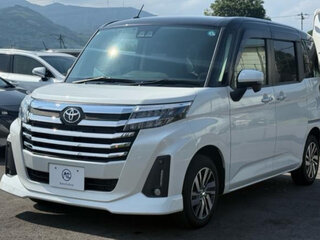 2023 Toyota Roomy I Рестайлинг, белый, 723777 рублей, вид 1