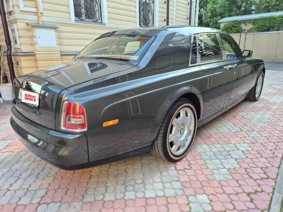 2005 Rolls-Royce Phantom Long VII, зелёный - вид 7